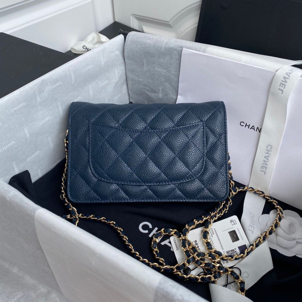 Chanel 19cm