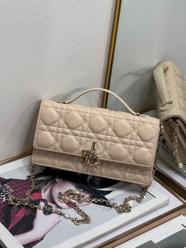 MISS DIOR MINI BAG 21cm