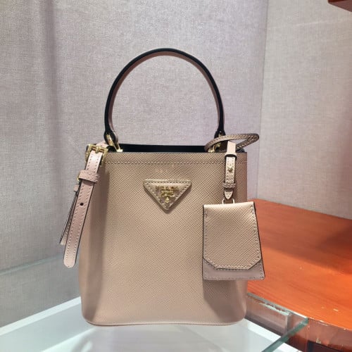 Prada 18cm