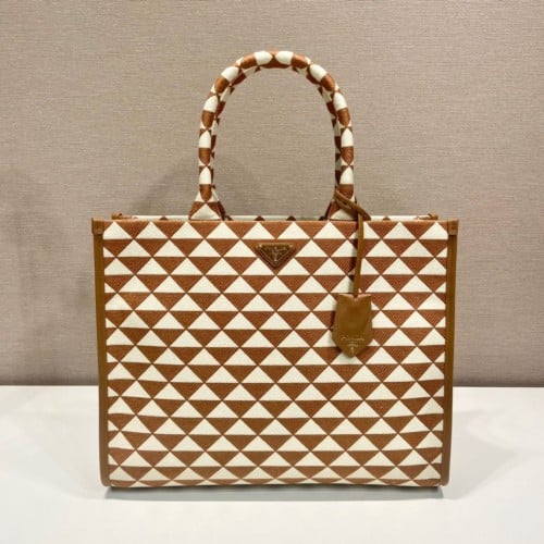 Prada 39cm