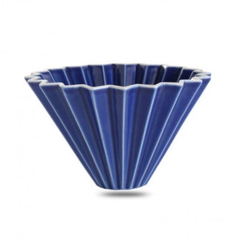 قمع ترشيح بلون ازرق مع قاعده خشب