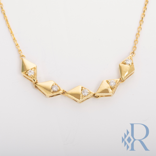 GND:04 Gold necklace with diamonds - سلسال ذهبي مع الماس