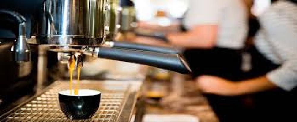 ما هو العمر الافتراضي لمكينة القهوة و كيف تطيله بالصيانة الصحيحة؟