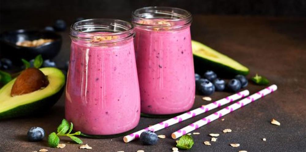 What are the ingredients of a smoothie?