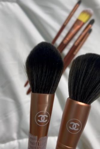 Chanel brush فرش شانيل