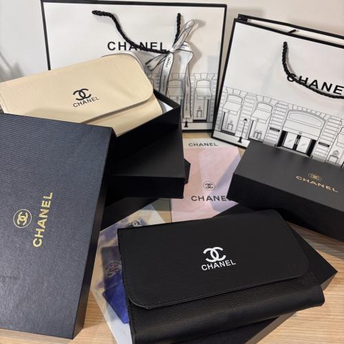Chanel face brush