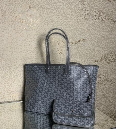 medium-Goyard gray