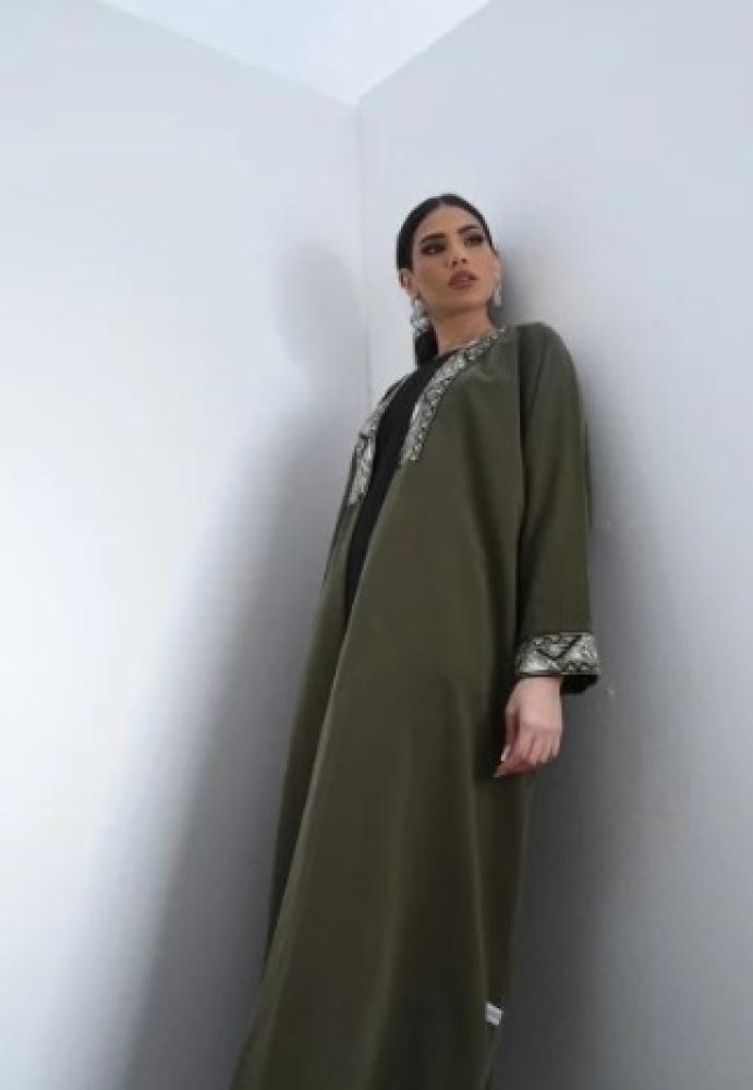 Abayas Bisht