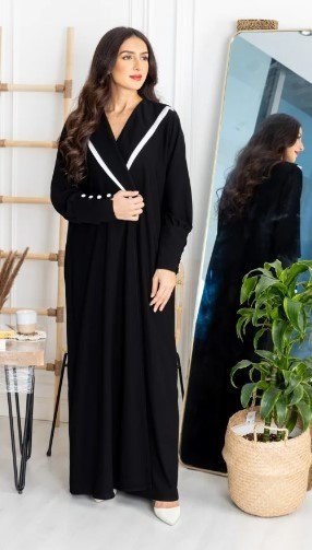 عباية كلوش عبايات ملونه ساده