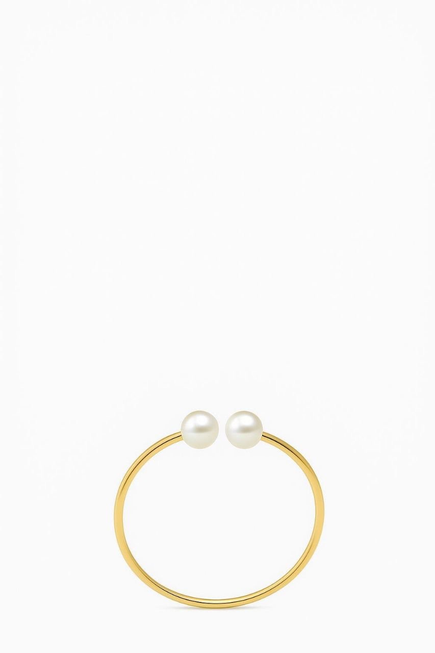 Pearl whisper ring