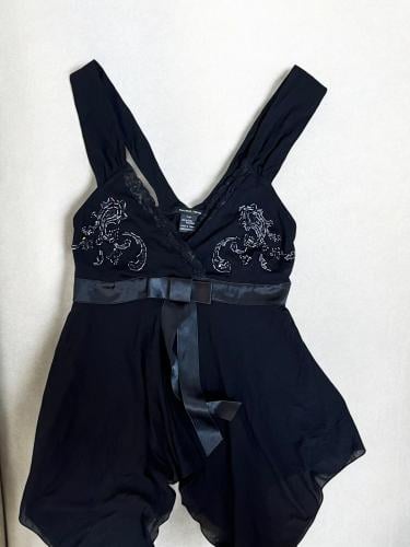 Black top size:m