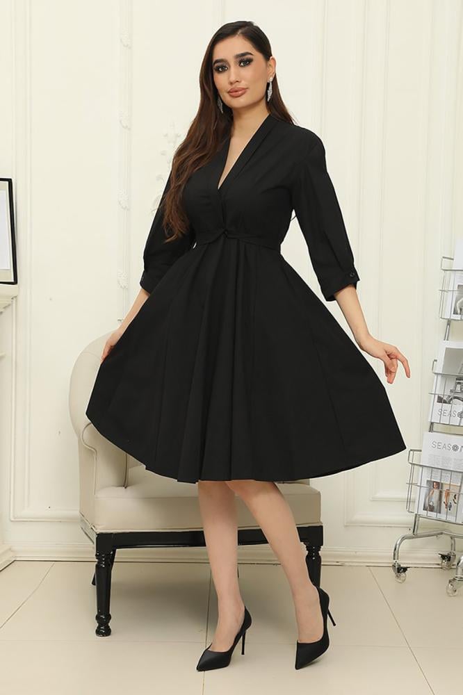 فستان قصير ميدي أسود