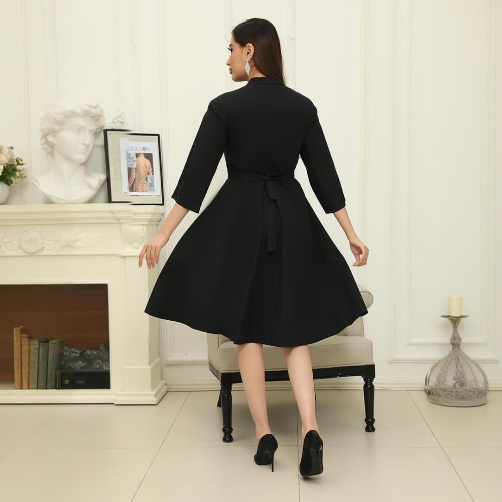 فستان قصير ميدي أسود