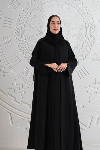 عباية كريب خطوط طولية سوداء لامعة - طقم ٣ قطع