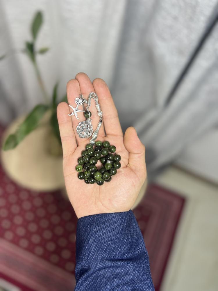 مسابح فاتوران بشعار سيفين ونخلة