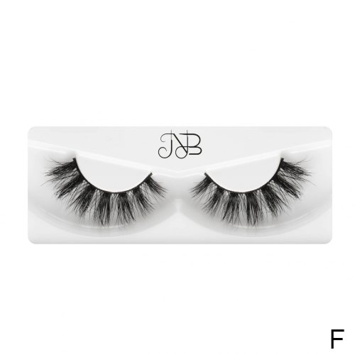 نورة بو عوض - رموش المنك الطبيعي خيط اسود F