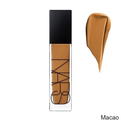 فاونديشن ناتشورال رادينت لونق وير Macao من نارس