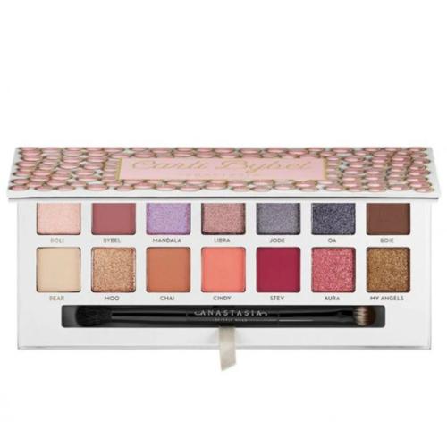 انستازيا بيڤرلي هيلز - ظلال العيون كارلي بايبل