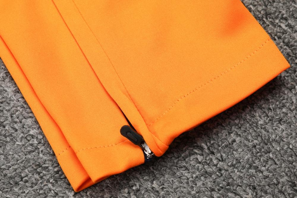 طقم تدريب شتوي ريال مدريد 2024-2025 ابيض (3)