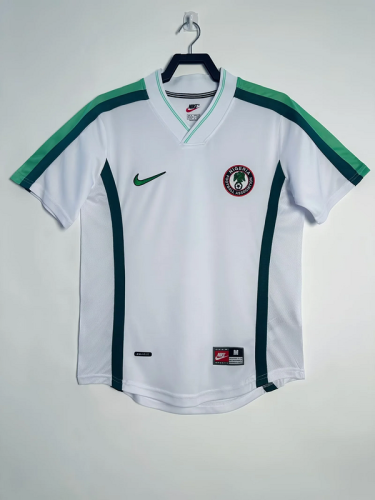 طقم منتخب نيجيريا موسم 1998 ابيض