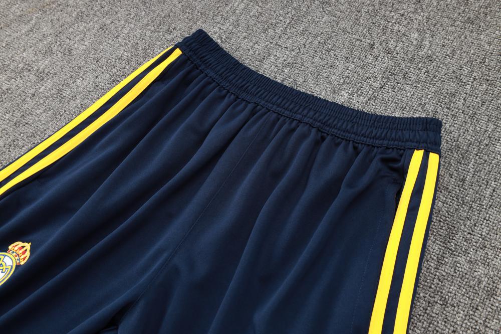 طقم تدريب شتوي ريال مدريد 2024-2025 بنفسجي