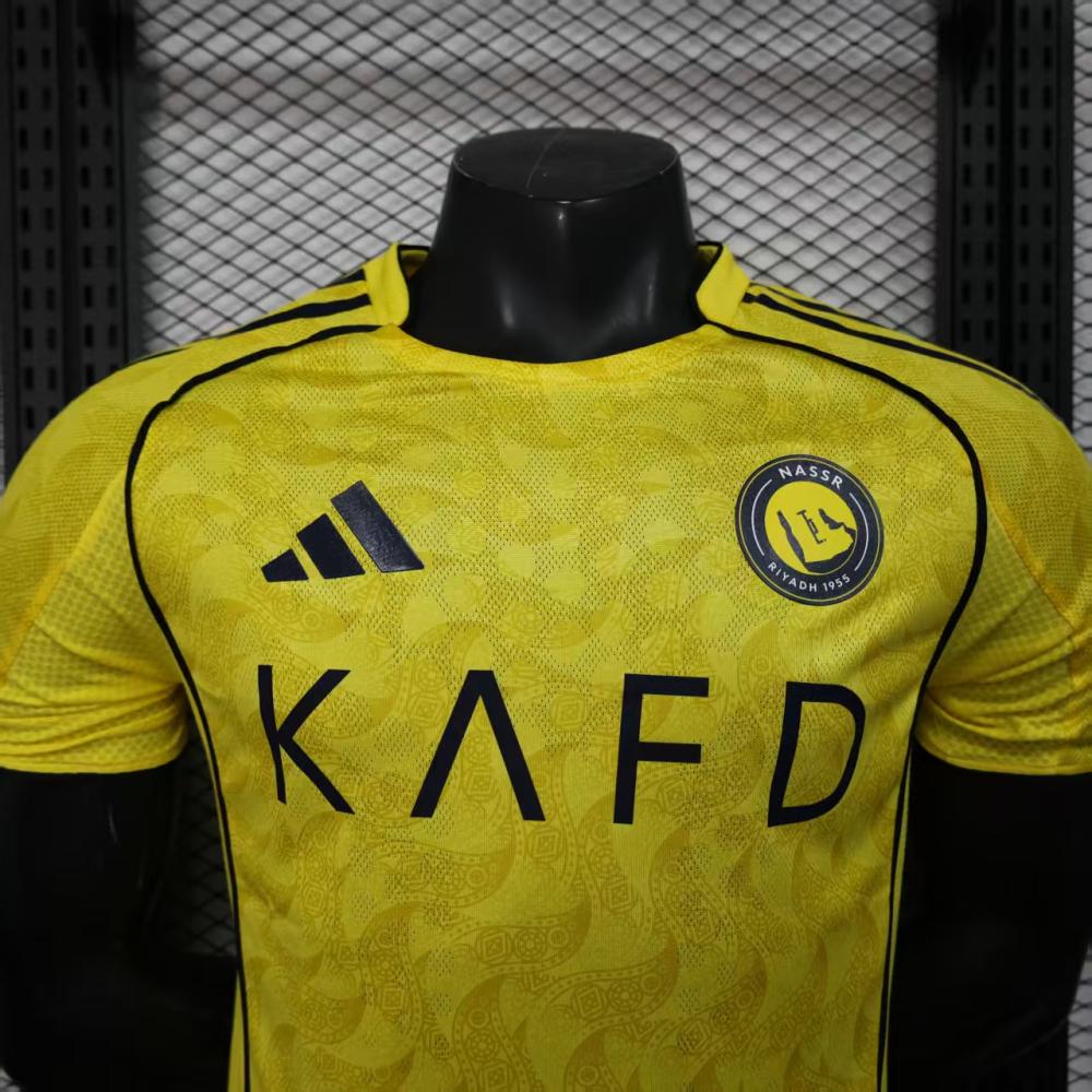 طقم النصر الاساسي 2025-2026
