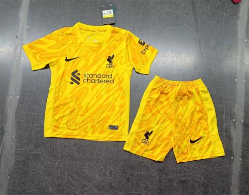 طقم ليفربول حارس مرمى 2024-2025 اطفال