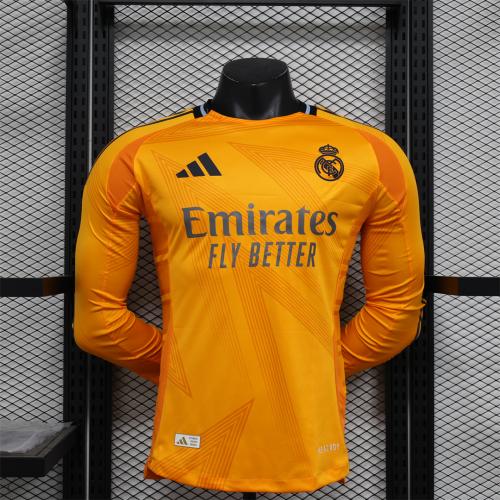 طقم ريال مدريد الثالث 2024-2025 كم طويل