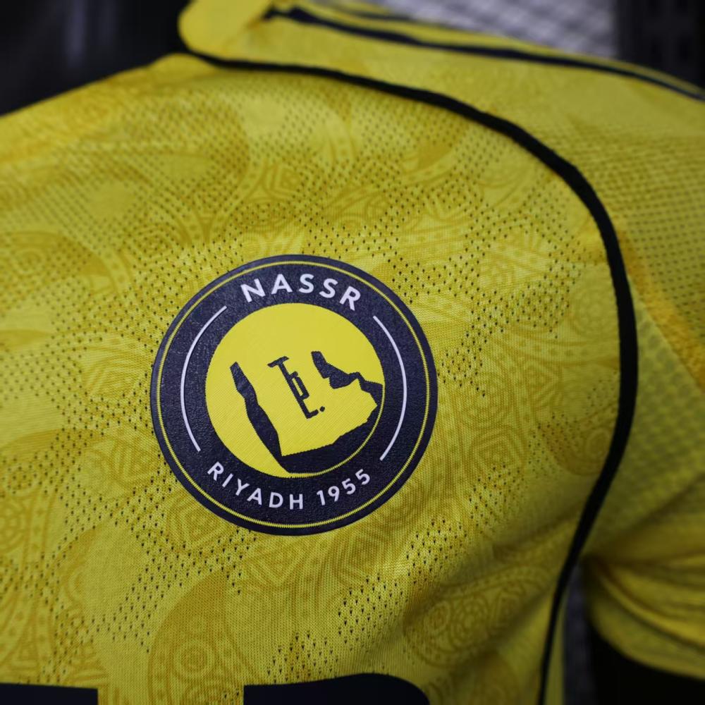 طقم النصر الاساسي 2025-2026