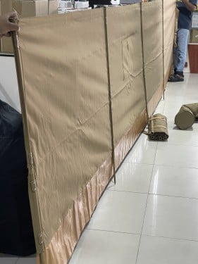 رواق الرياح قماش رملي مع جراب وقابل للصفط نصفين