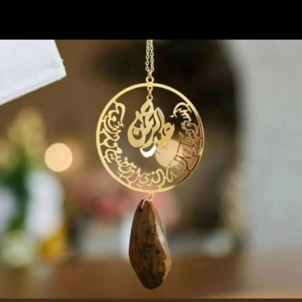 تعليقه سياره بالاسم حسب طلب العميل