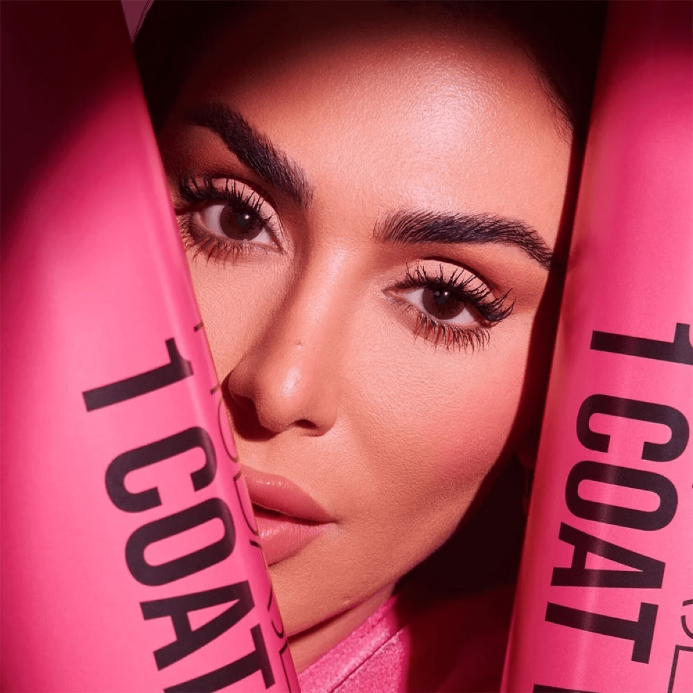 هدى بيوتي ماسكرا ون كوت واو لتكثيف ورفع الرموش