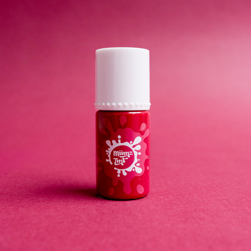 تنت احمر للخدود و الشفاه