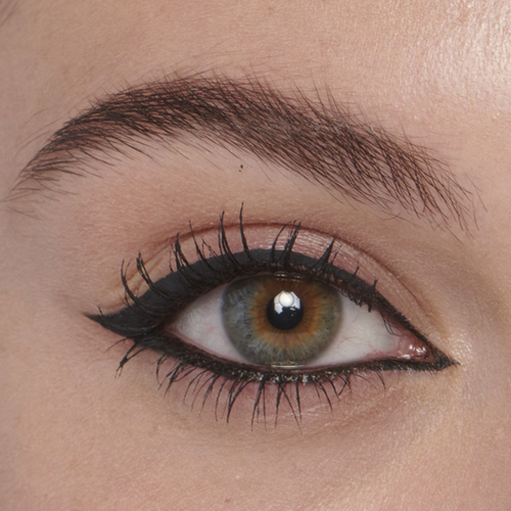 ايلاينر كحل عيون سائل عالي الدقة من سيفورا - بلاك نوير 01