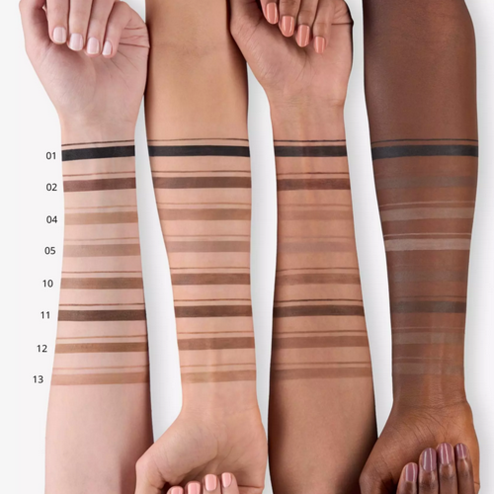 قلم حواجب ديزاينر مع فرشاة التصفيف من ايسنس - درجات متعدده