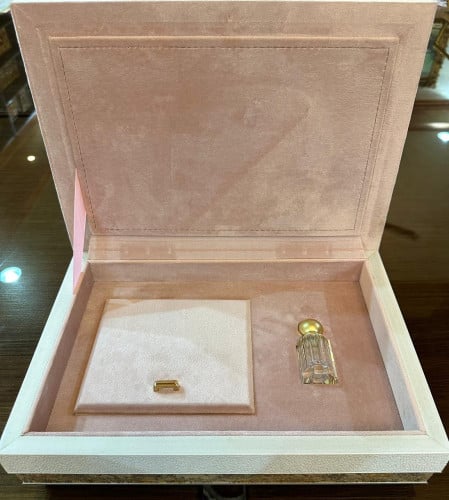 صندوق الفخامة «غبار الورد»