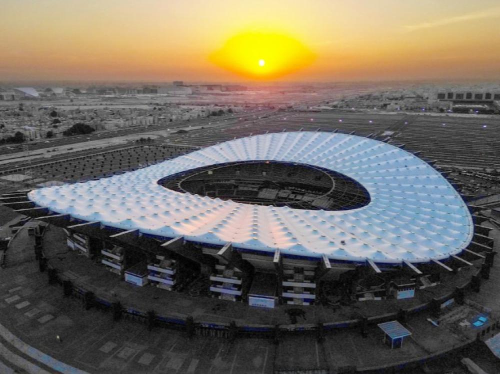 ملاعب كأس الخليج : من تراب مدينة عيسيى الى الجوهرة المشعة