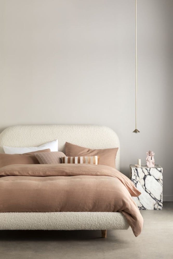 سرير بوكلية نفرين