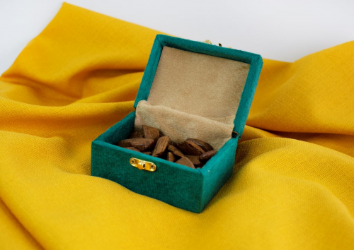 عود خشب موروكي