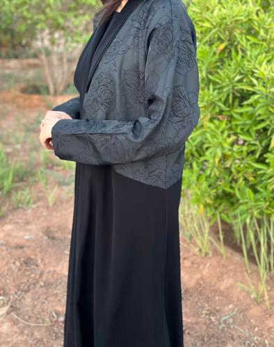 عباية ورد