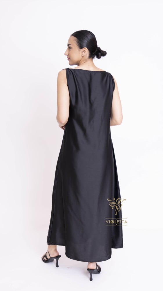 فستان تحت العبايةأسود بقصة ربع كلوش -Z9030