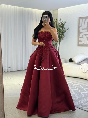 فستان سهرة كورسيه مزين بورود في الصدر و الخصر