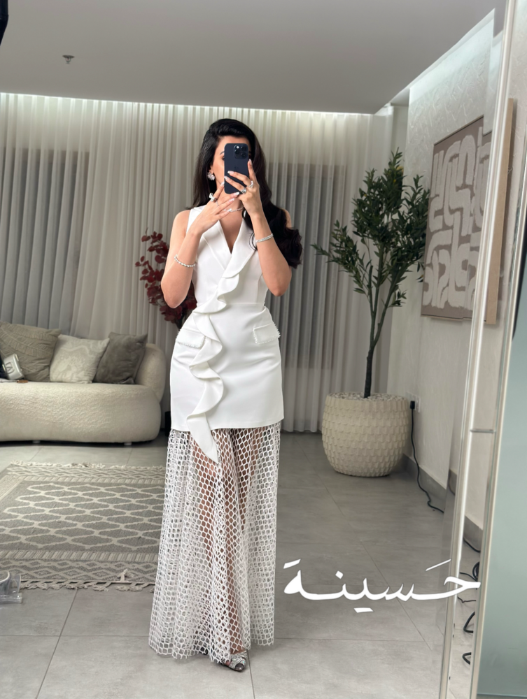 فستان ابيض شبك