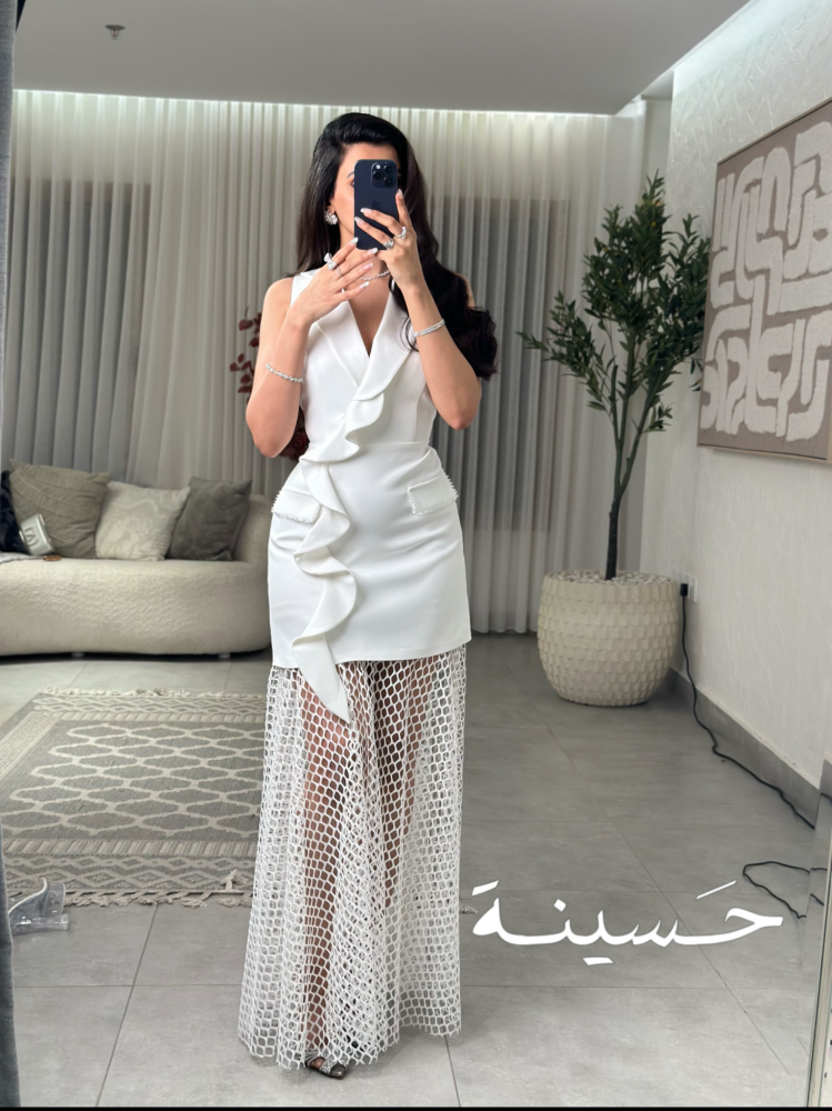 فستان ابيض شبك