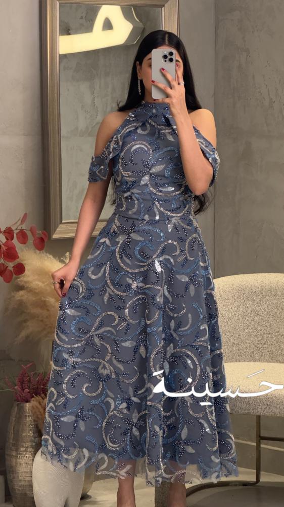 Elegant dark blue set with swirled embroidery