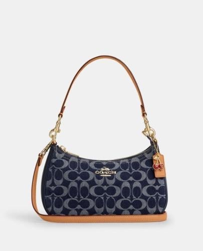 شنطة Coach