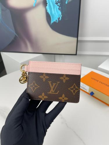 بوك lv