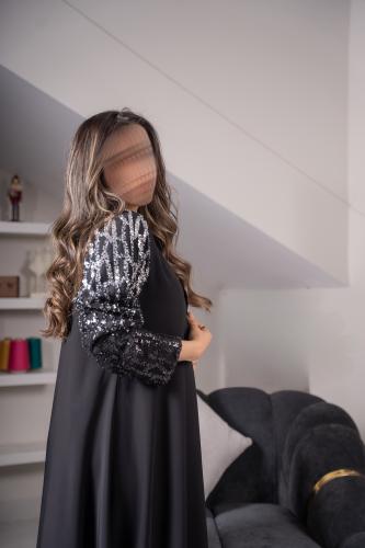 عباية كُم التطريز الأنيق