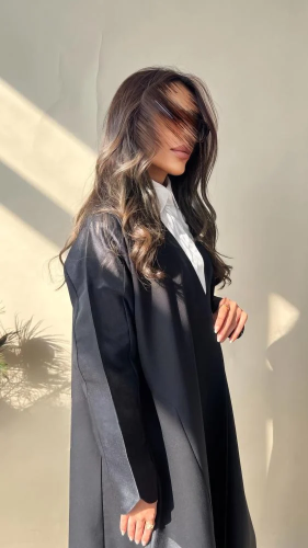 عباية نغم اسود