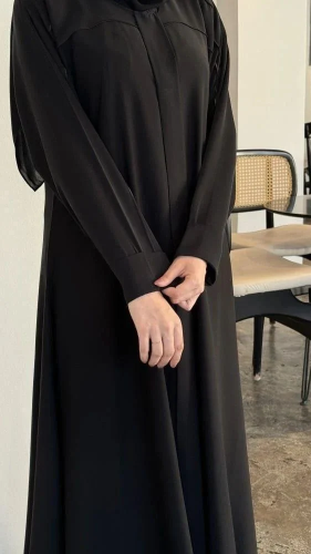 عباية يارا
